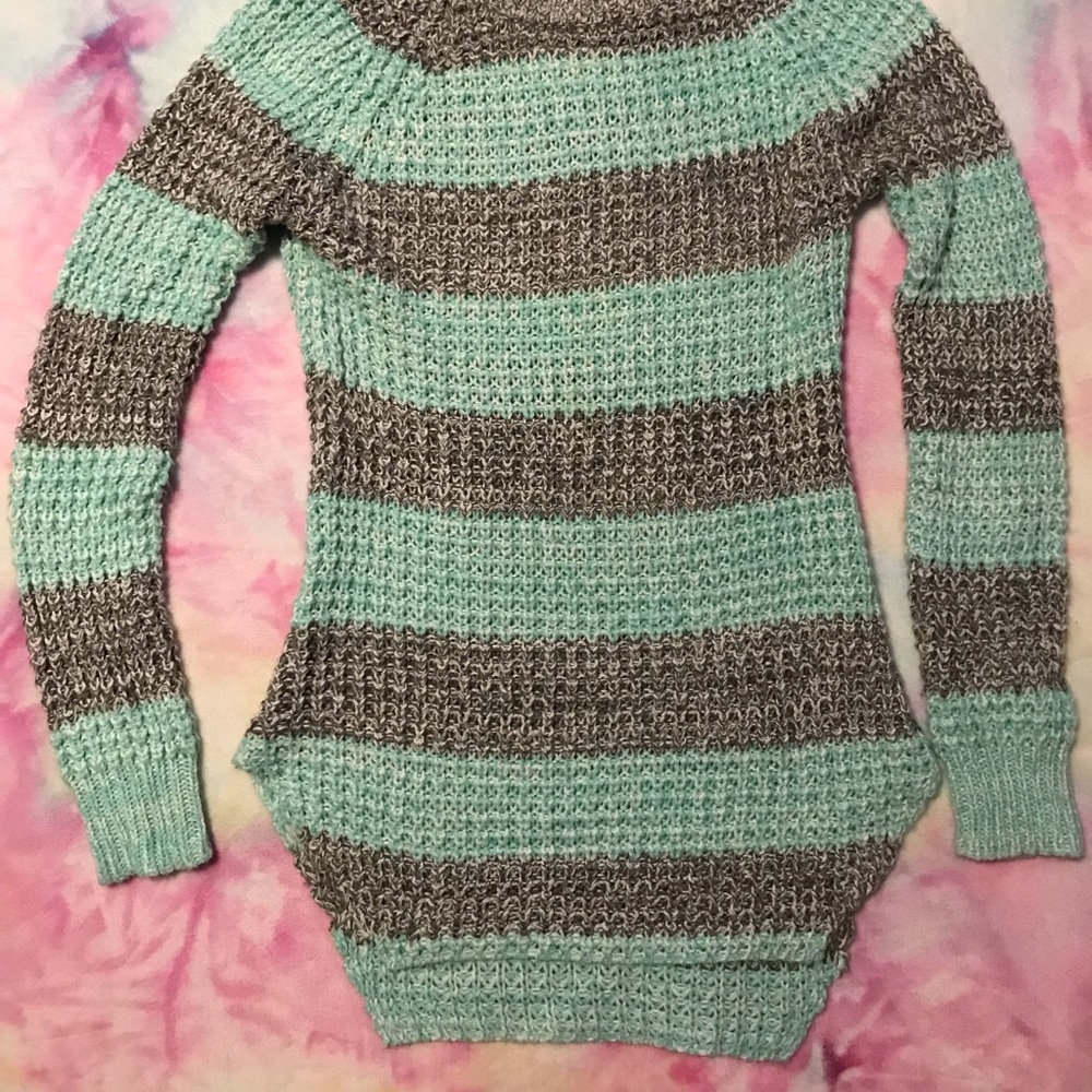 💎 Rue 21 Sweater with turtle neck 💎 - Picture 3 of 5